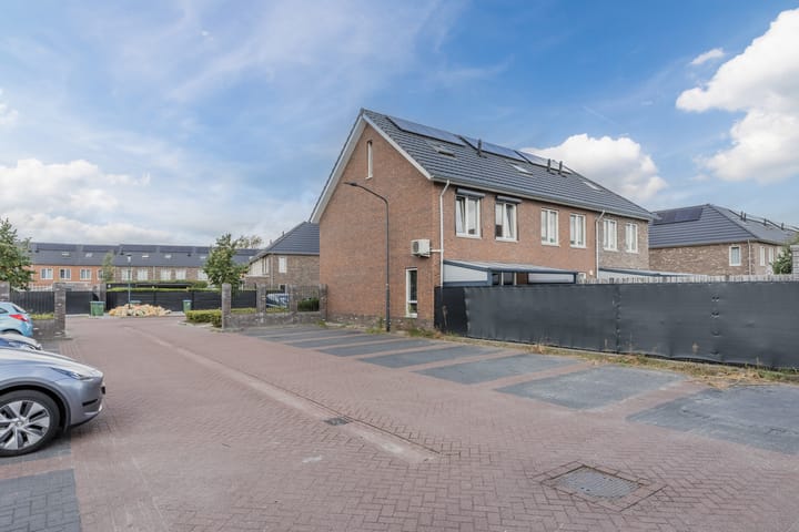 Foto 31 van Napoleonshoed 7