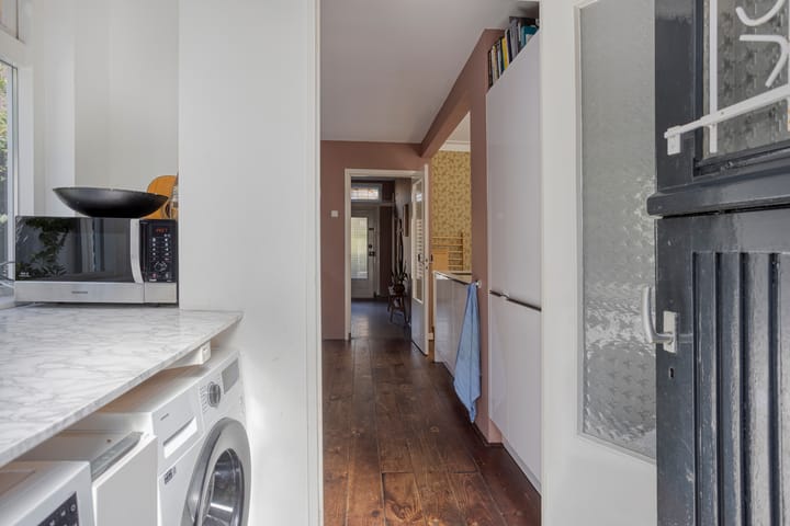 Photo 16 of Catharina van Reesstraat 2