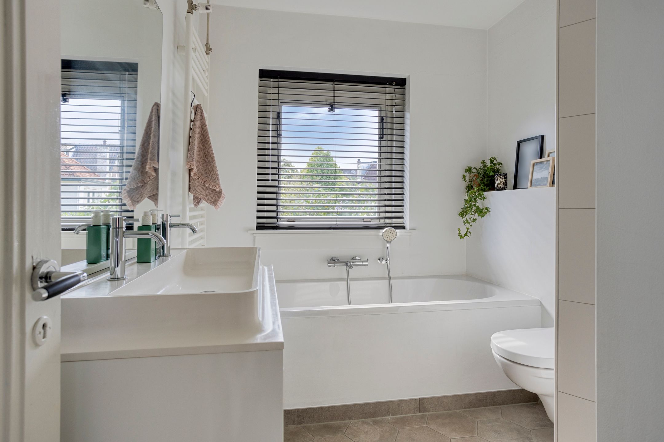 Foto 24 van Catharina van Reesstraat 2