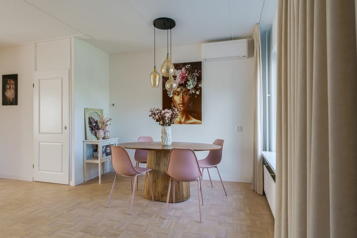 Foto 20 van Hoge Tom 43