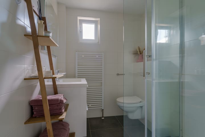 Foto 30 van Hoge Tom 43