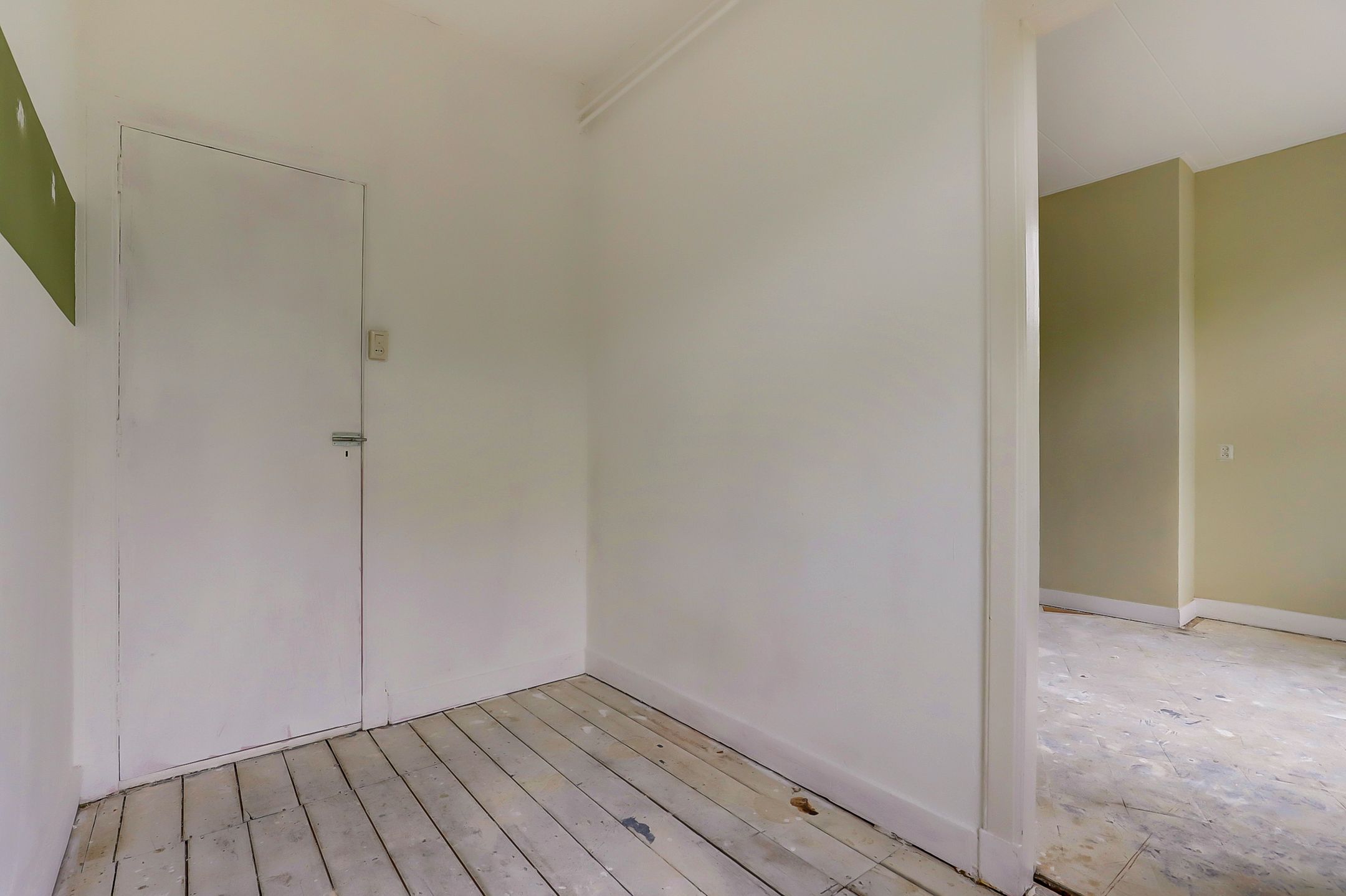 Photo 9 of Mathenesserdijk 105-B03