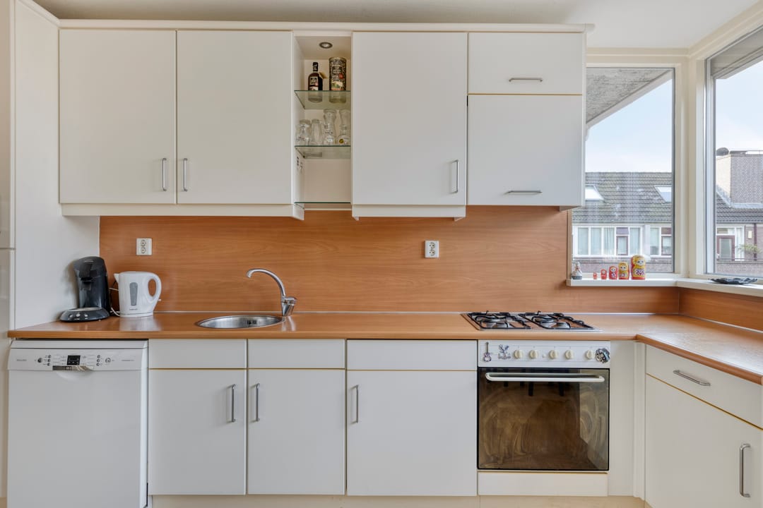 Photo 11 of Looveltlaan 6