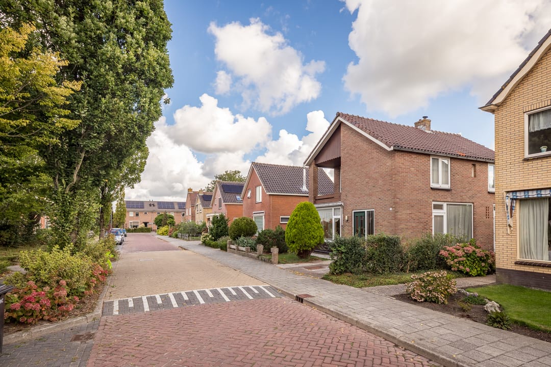 Photo 41 of Bernhardstraat 67