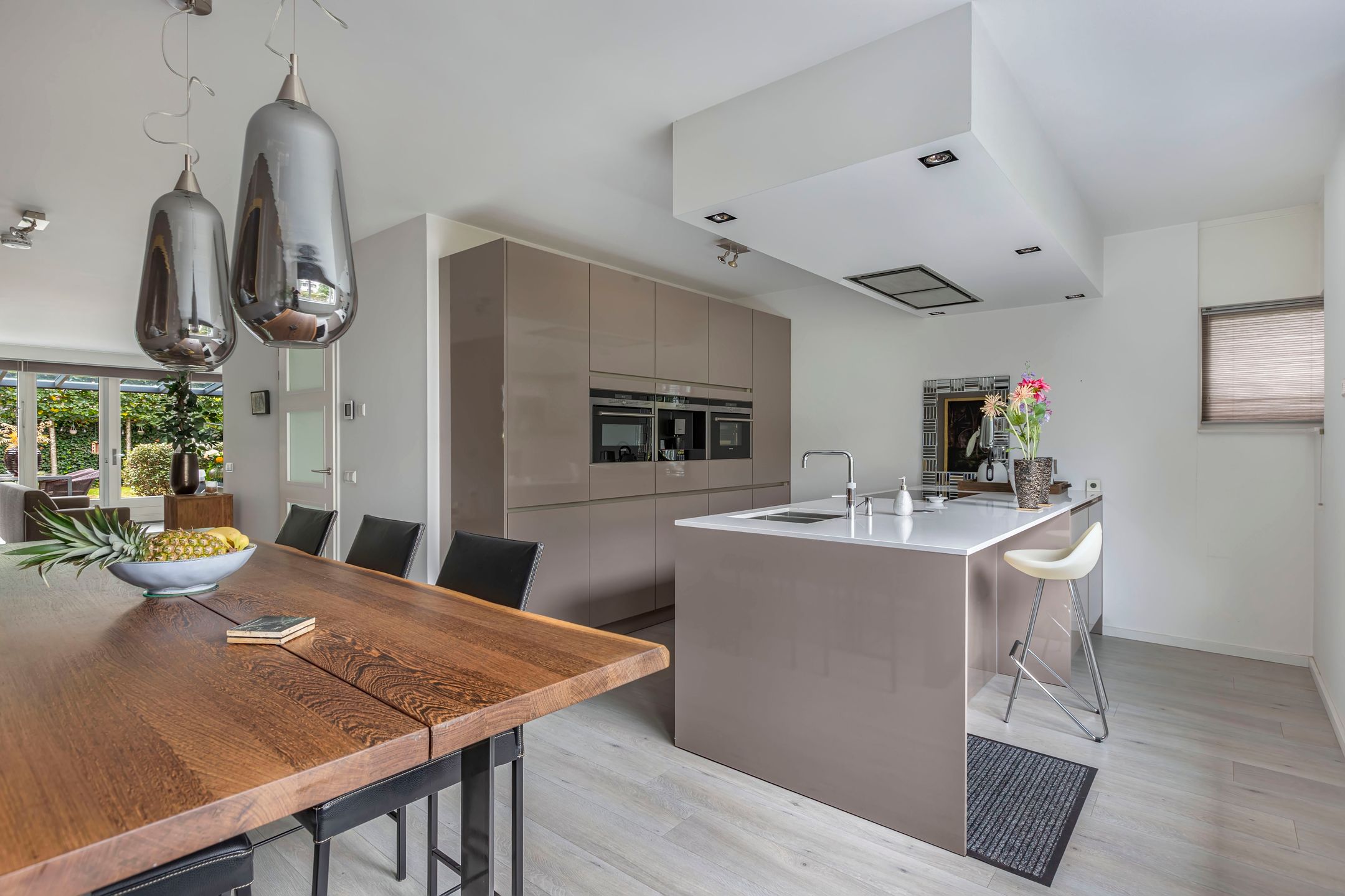 Photo 18 of Laantje van Hynckes 22