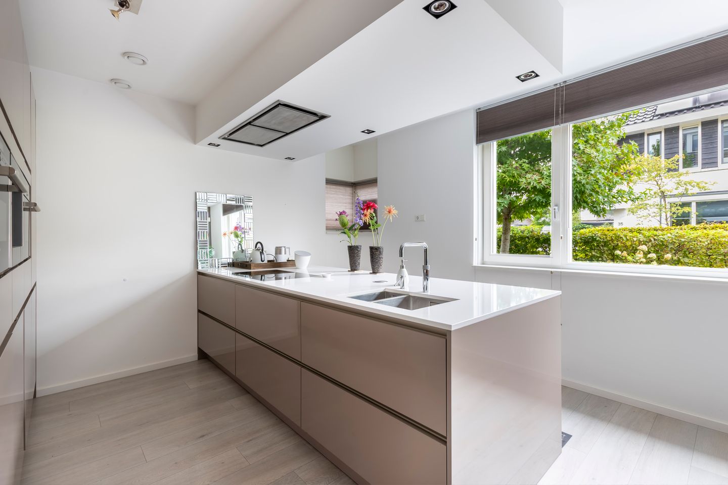 Photo 19 of Laantje van Hynckes 22