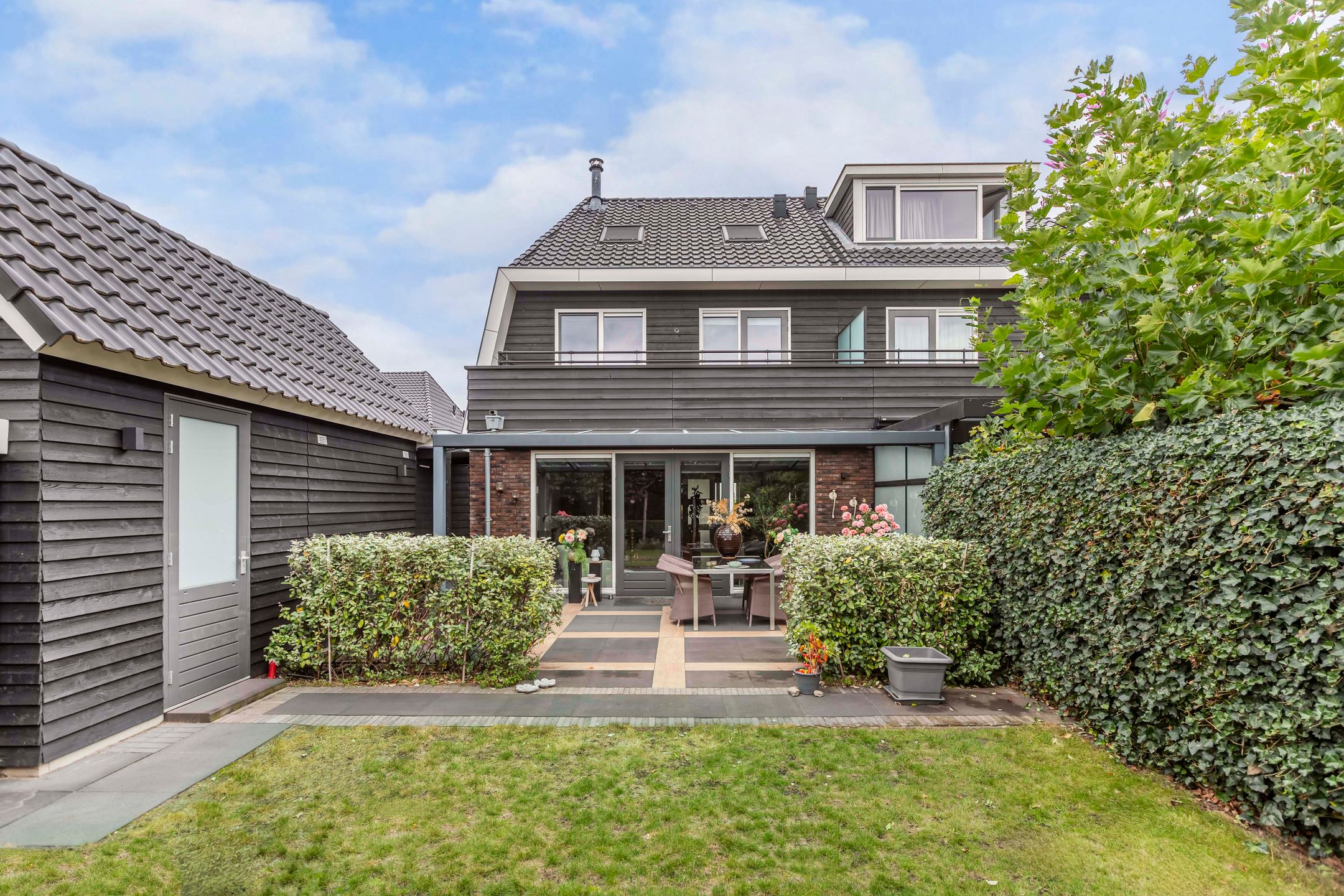 Photo 27 of Laantje van Hynckes 22