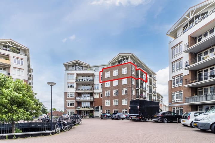 Foto 2 van De Klok 224