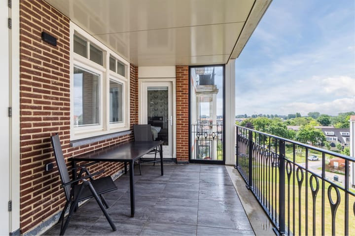 Foto 12 van De Klok 224