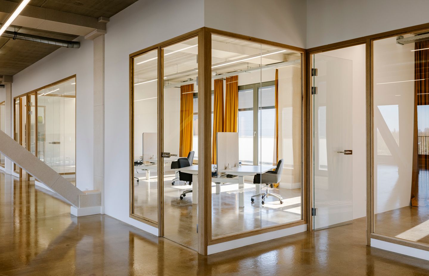 Bekijk foto 5 van Duivendrechtsekade 80-B