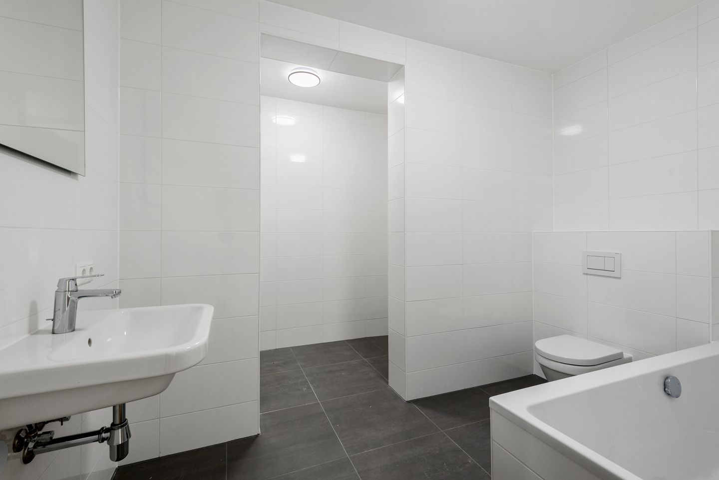 Photo 25 of Radarweg 450