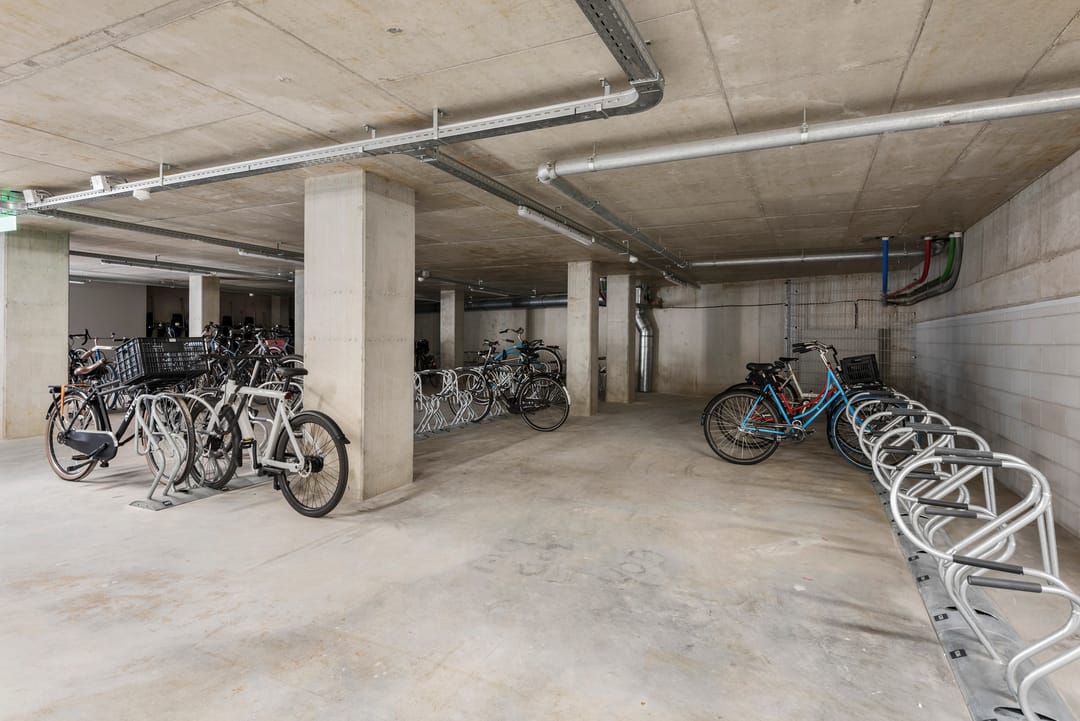 Photo 32 of Radarweg 450