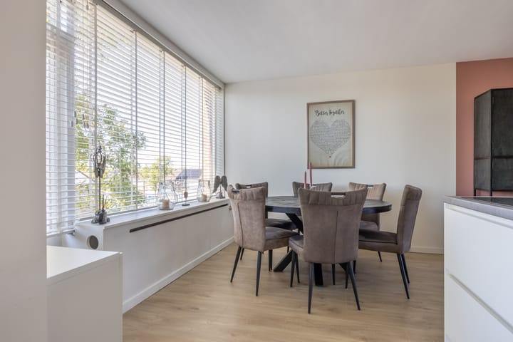 Foto 8 van Merelstraat 20