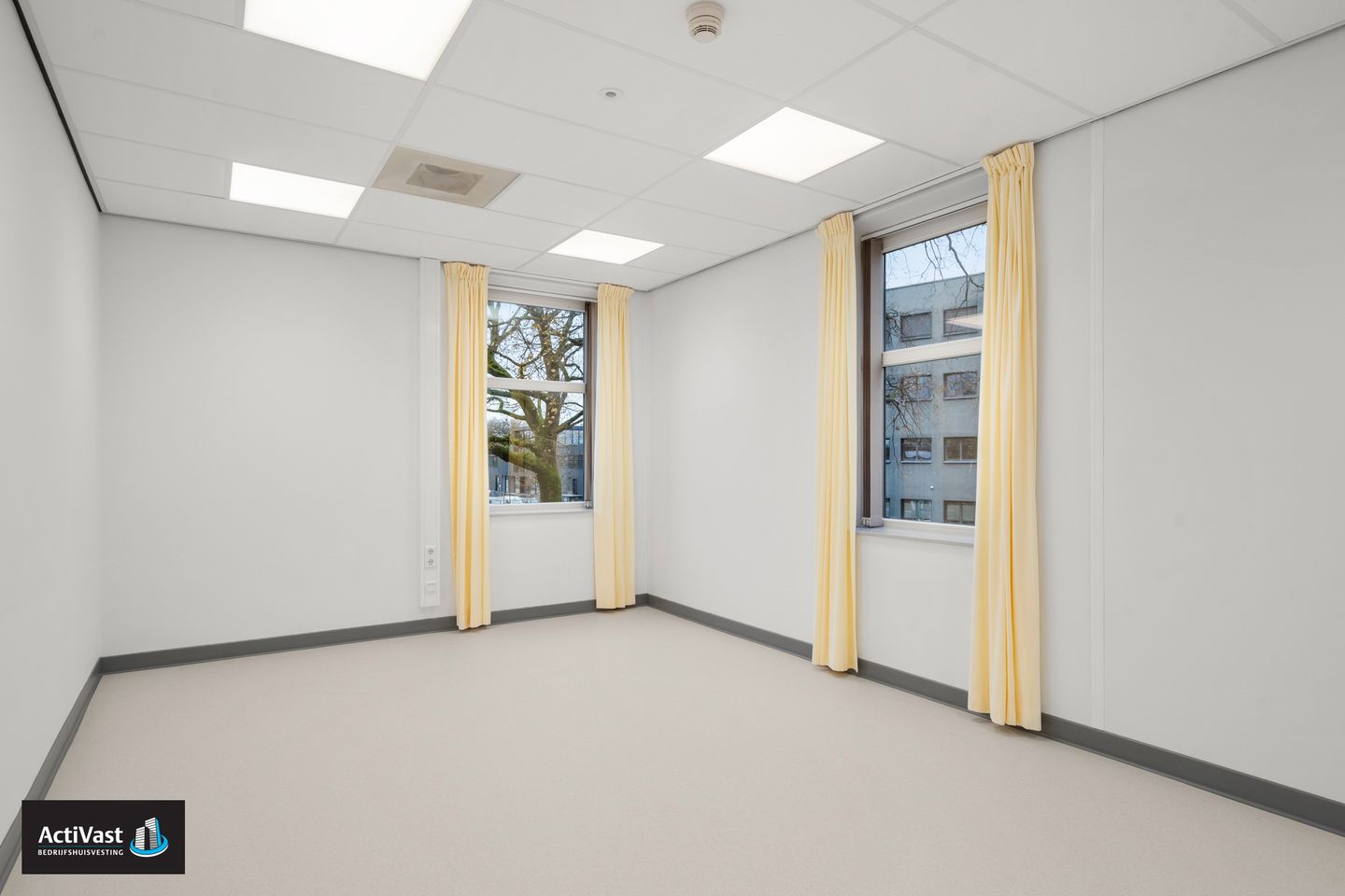 View photo 5 of Pascalstraat 21