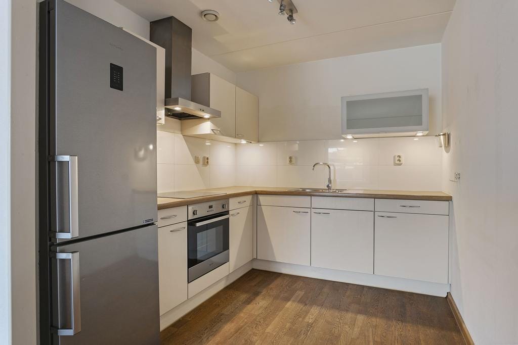 Photo 8 of Wilhelminalaan 11-A2