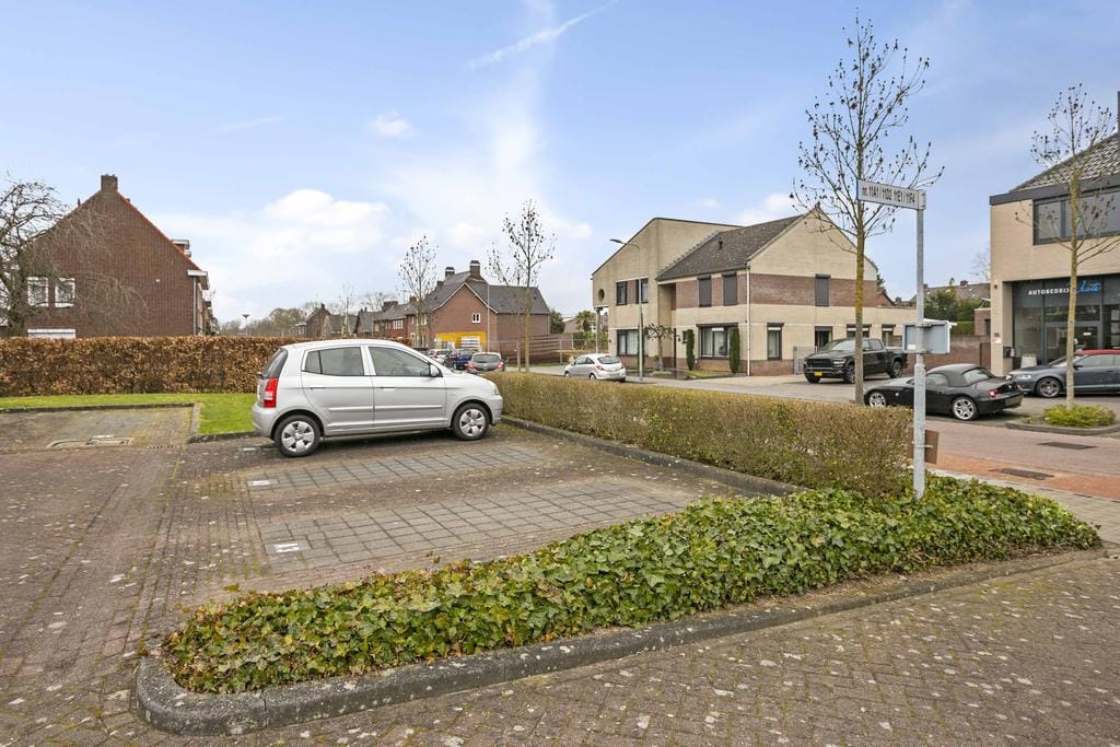 Photo 18 of Wilhelminalaan 11-A2