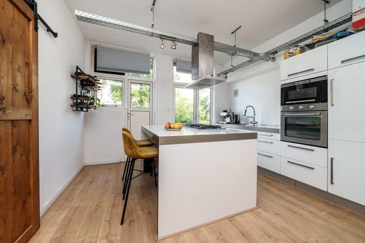 Foto 3 van Van der Dussenstraat 9-B