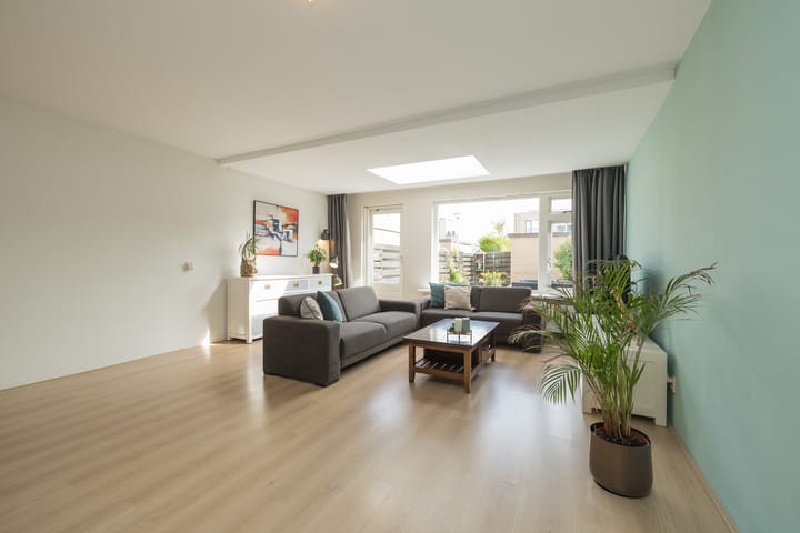 Photo 8 of Tongelaer 106