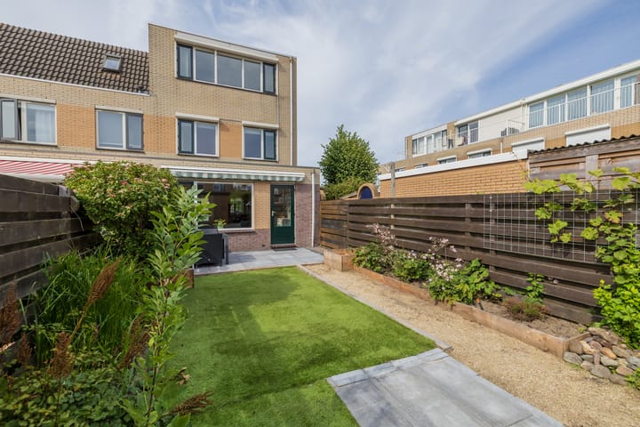 Photo 22 of Tongelaer 106