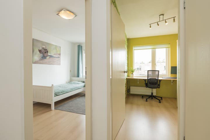 Photo 33 of Tongelaer 106