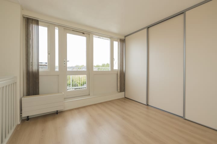 Photo 49 of Tongelaer 106