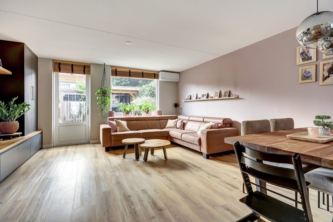 Foto 2 van Leverkruid 9