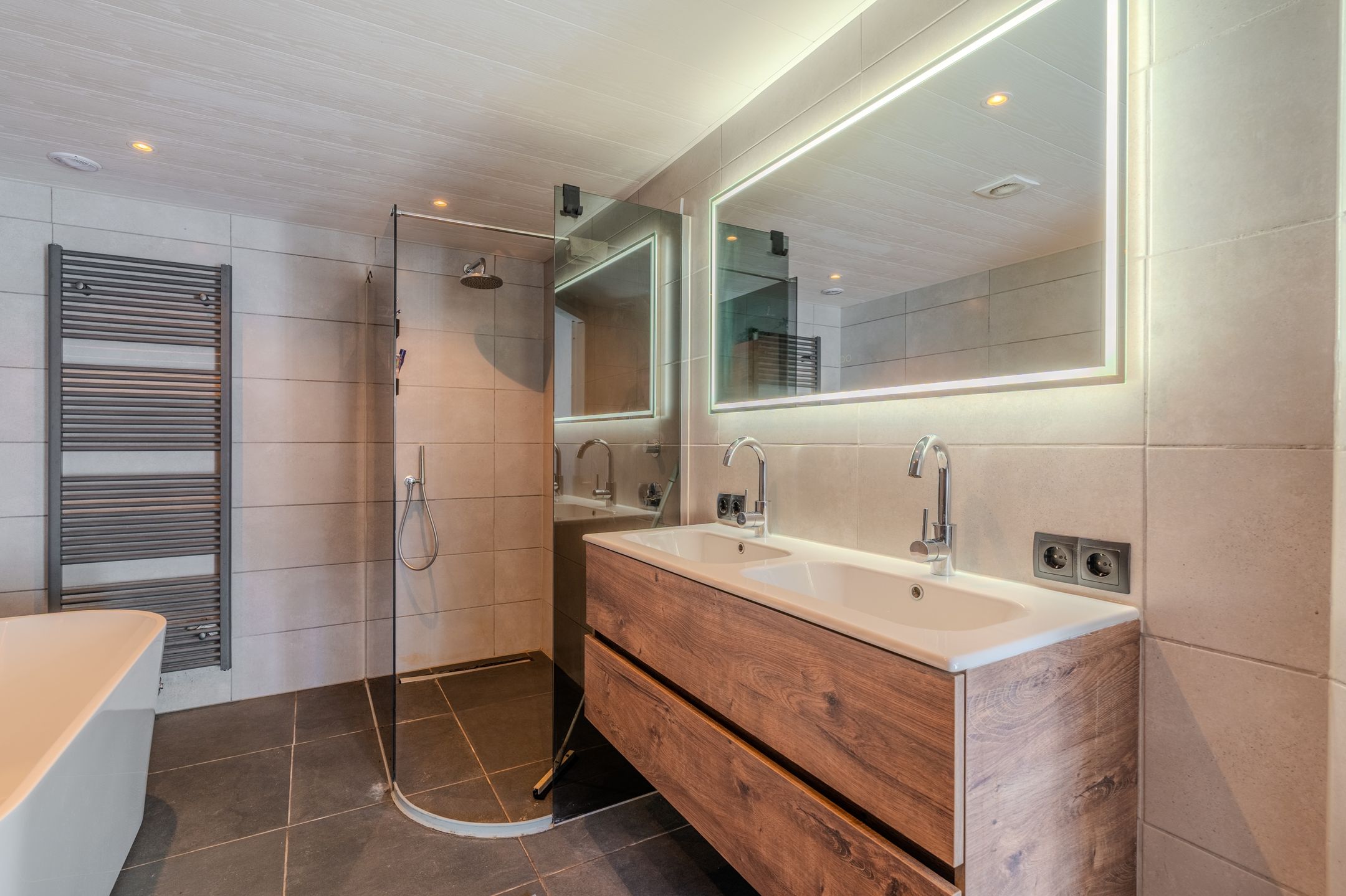 Foto 18 van Hoofdweg 22