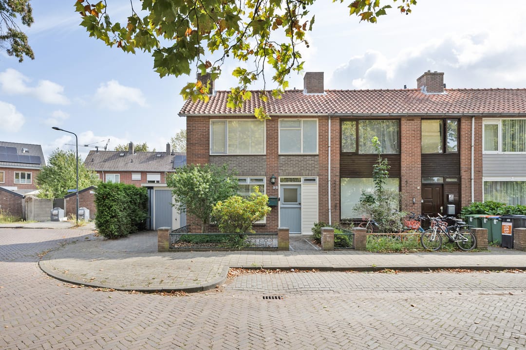 Foto 1 van Pijnboomstraat 96