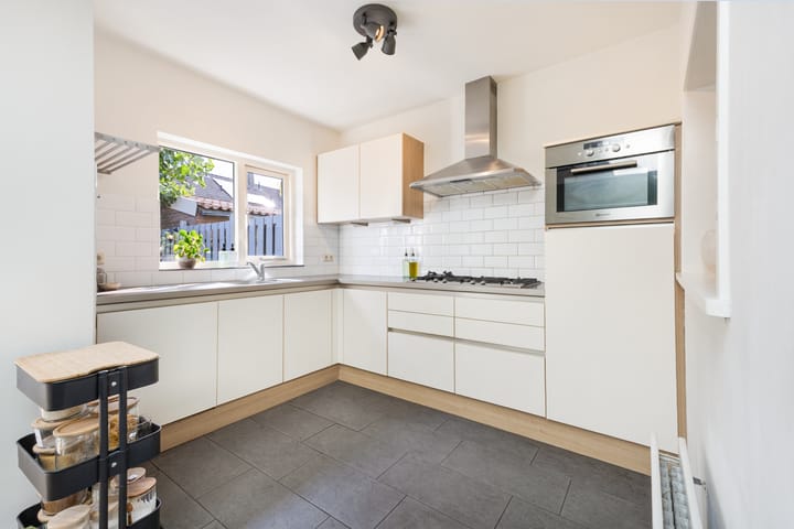 Foto 3 van Pijnboomstraat 96