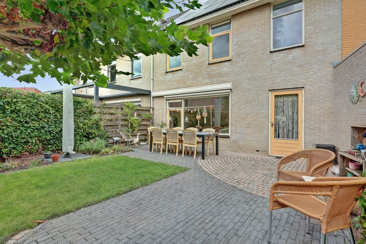 Foto 31 van P. Lieftincklaan 13