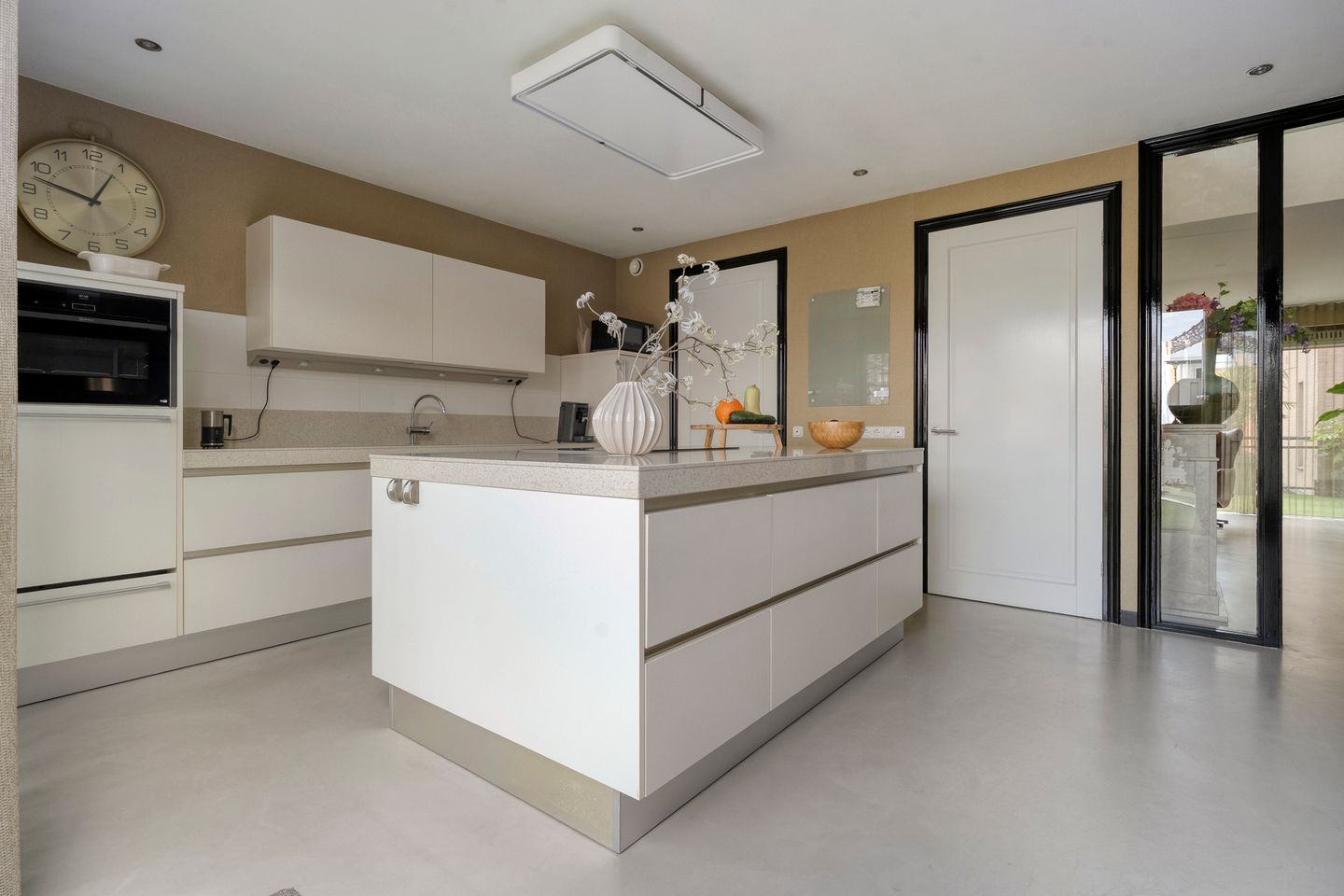 Foto 20 van Willem-Alexanderstraat 4-C