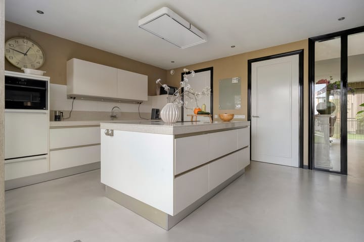 Foto 20 van Willem-Alexanderstraat 4-C