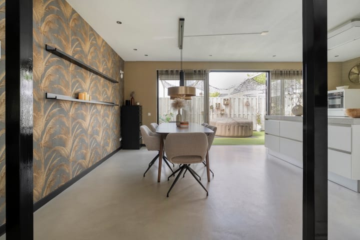 Foto 16 van Willem-Alexanderstraat 4-C