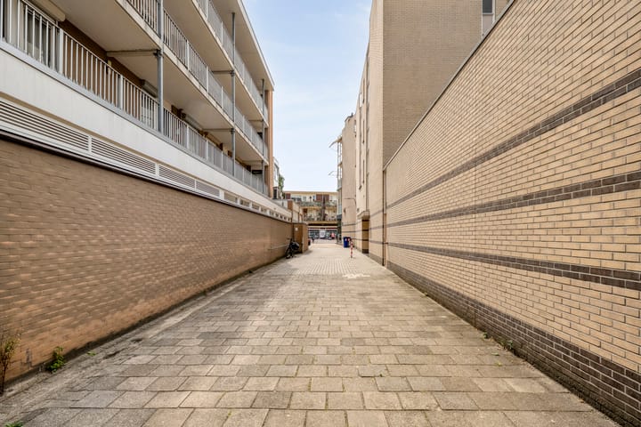 Foto 40 van Willem-Alexanderstraat 4-C