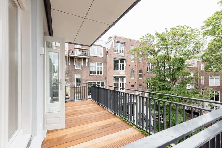 Photo 3 of Nicolaas Witsenstraat 3-E