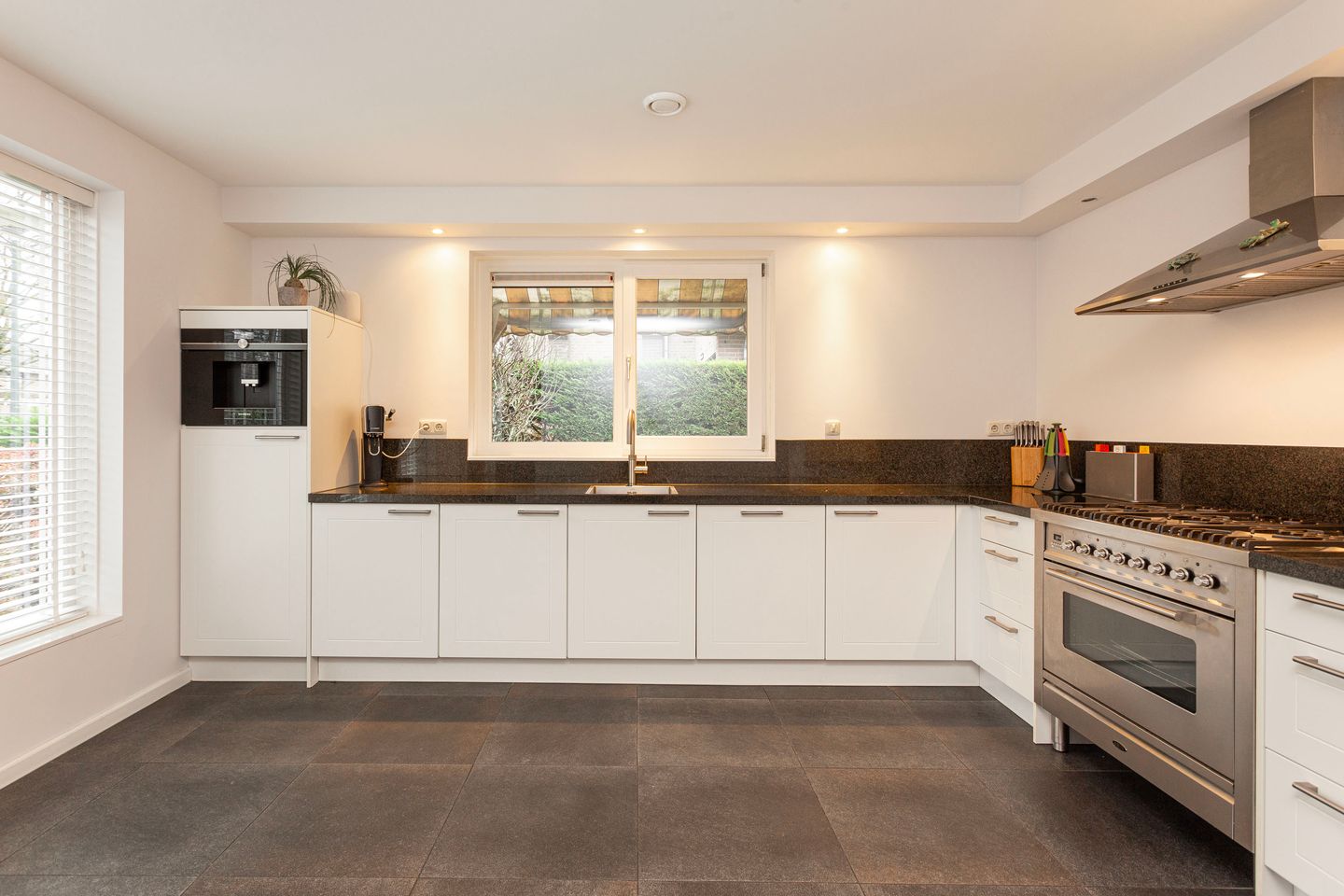 Foto 14 van Tacitus 12