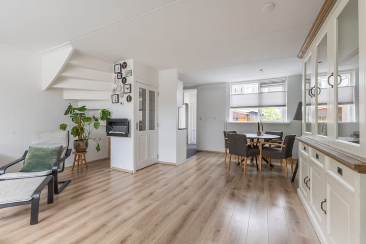 Foto 11 van Veenmoslaan 15