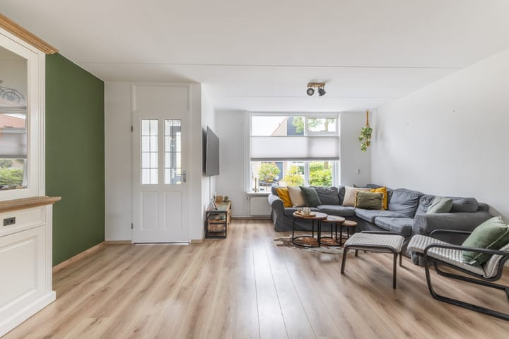 Foto 13 van Veenmoslaan 15