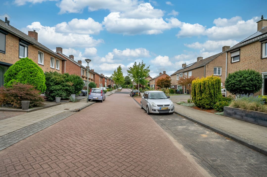 Foto 38 van Burgemeester Joostenlaan 42