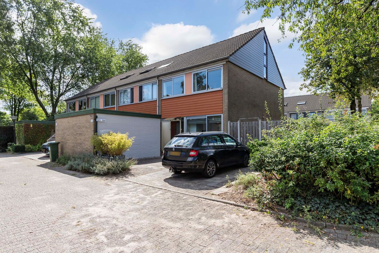 Foto 1 van Drapeniersdonk 166