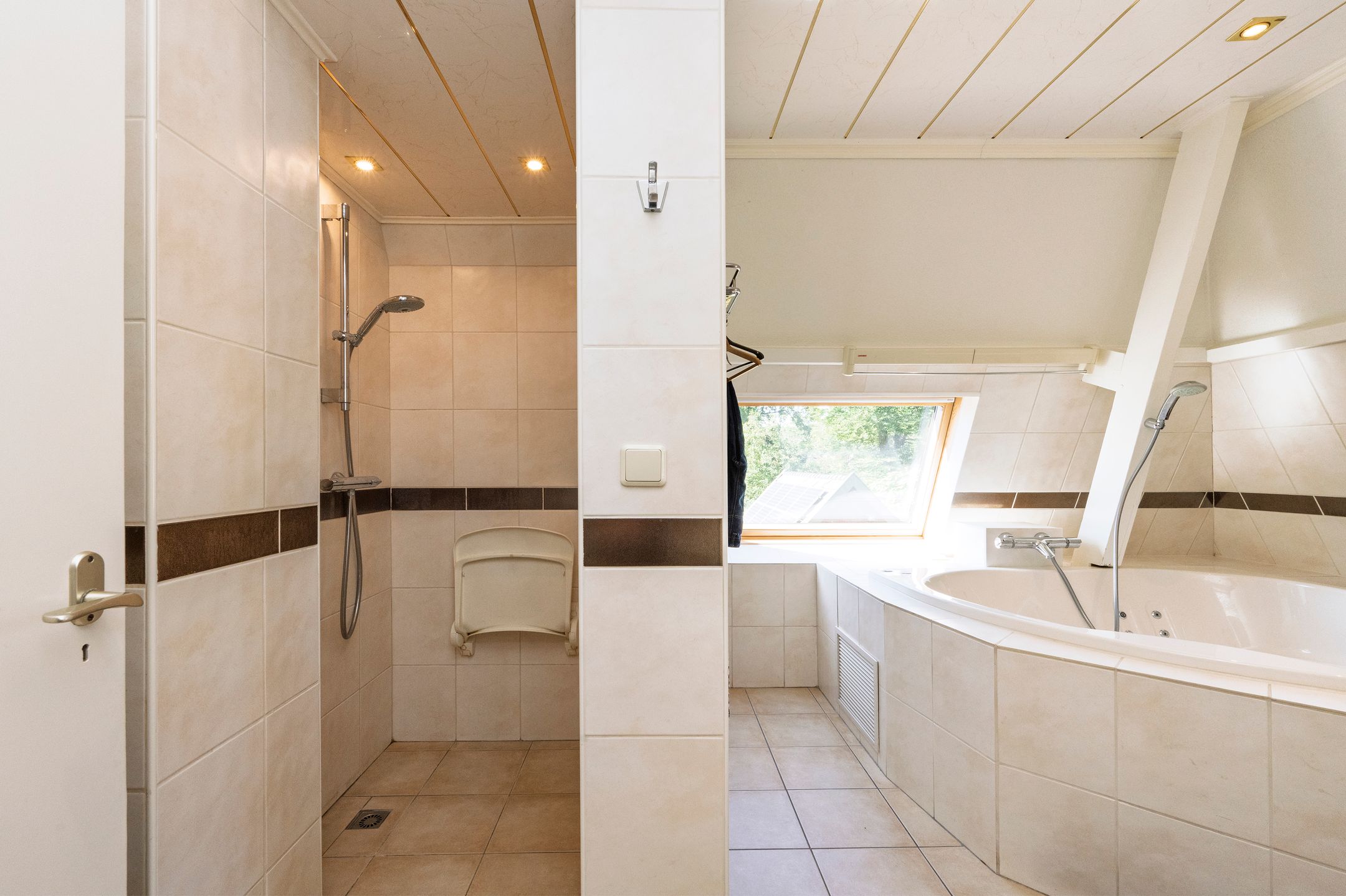 Photo 21 of Harderwijkerweg 71