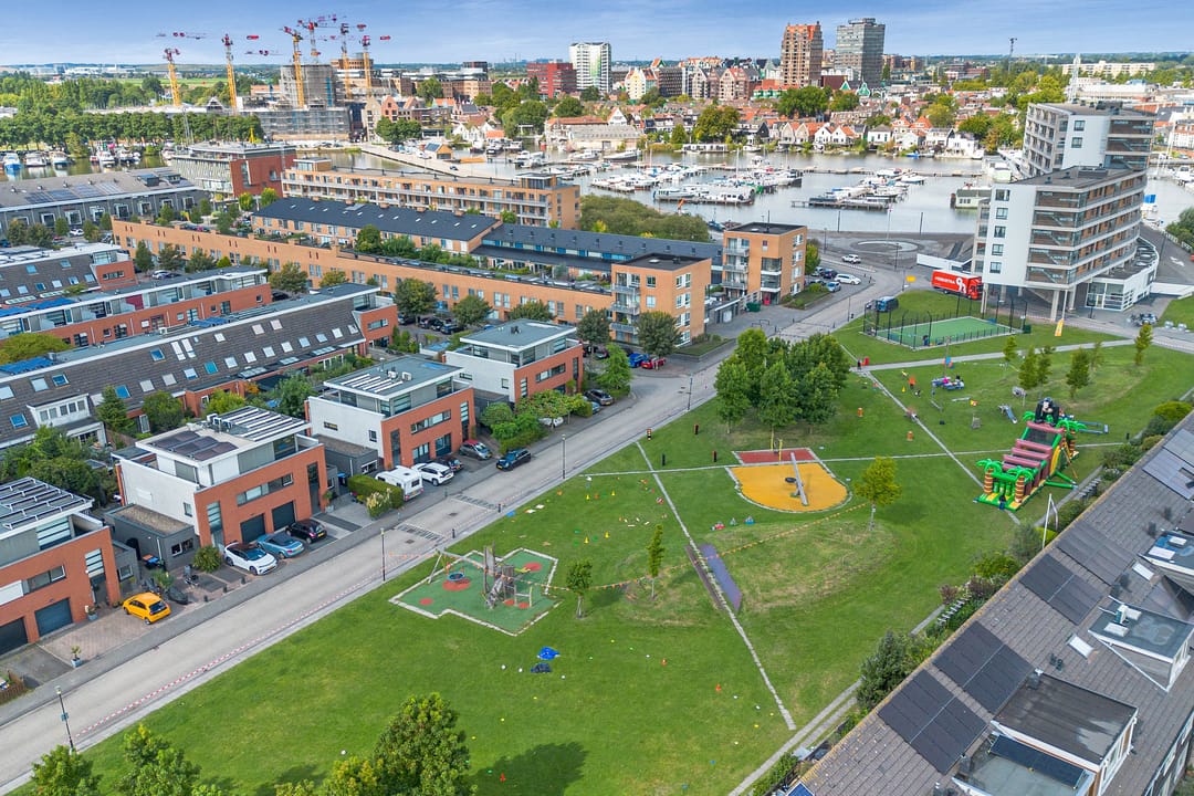 Foto 52 van Mellum 22