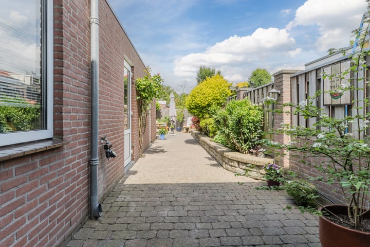 Foto 24 van Pironstraat 65