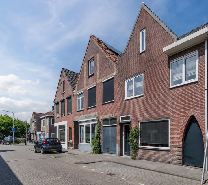 Foto 27 van Pironstraat 65