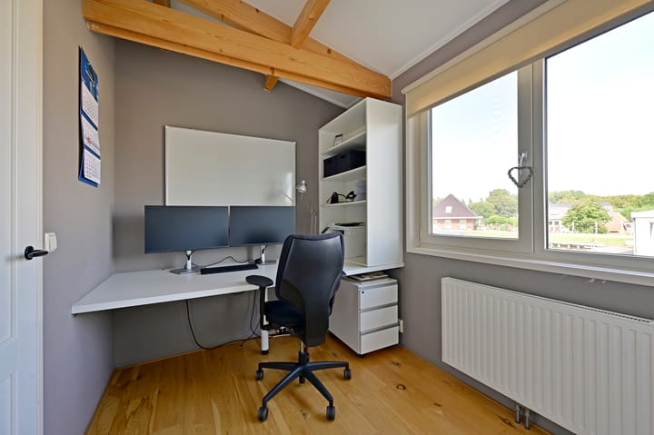 Foto 13 van Hoekse Aar 107