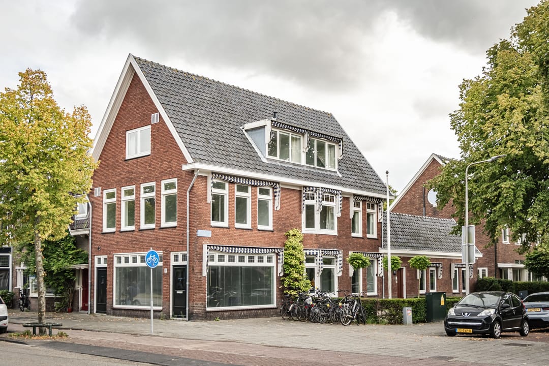 Photo 38 of Zandvoortselaan 101