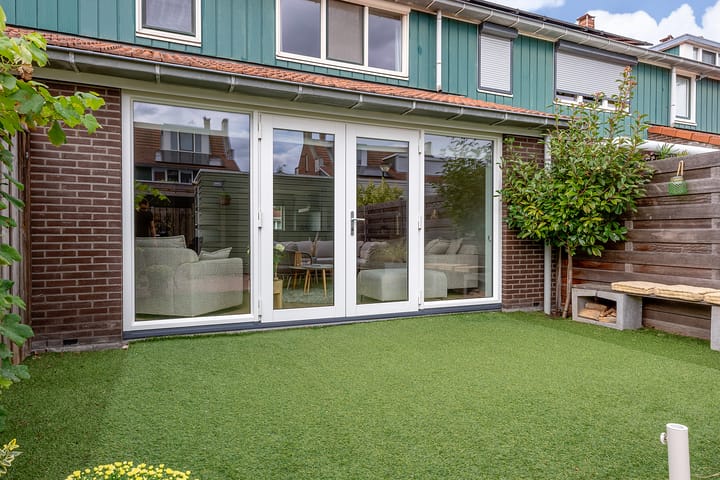 Foto 34 van Count Basielaan 4