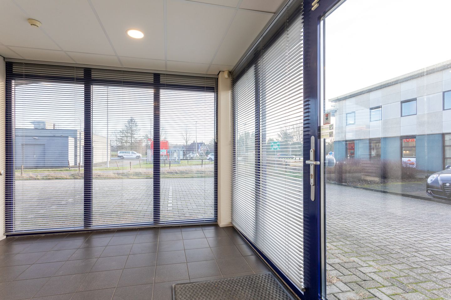Bekijk foto 4 van Hinmanweg 13