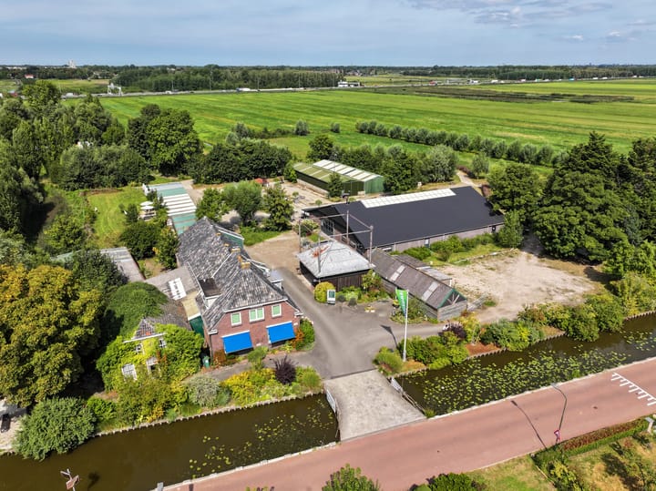 Photo 2 of Stompwijkseweg 27