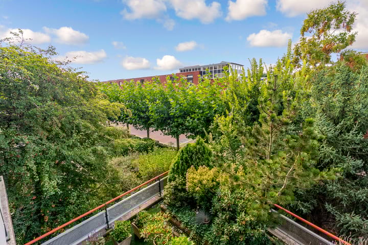 Foto 11 van Bremenstraat 59